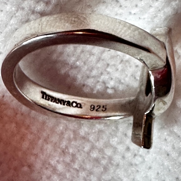 Tiffany & Co. Paloma Picasso Loving Heart Ring - Picture 9 of 11